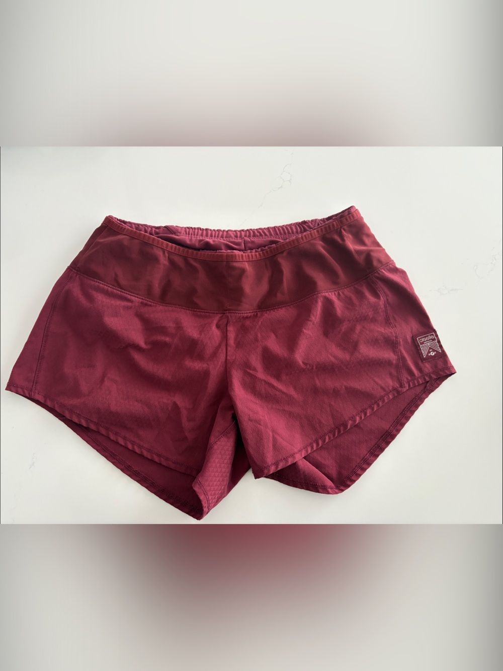 oiselle Roga Running Shorts - Size 6 - 4 inch inseam